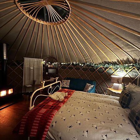 Hotel Sunbank Yurt à Llangollen Extérieur photo
