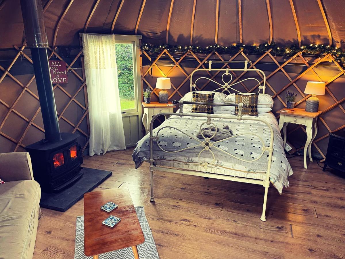 Hotel Sunbank Yurt à Llangollen Extérieur photo